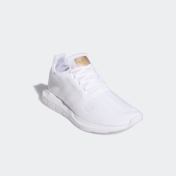 adidas Shoes - Adidas • Swift Run Sneakers